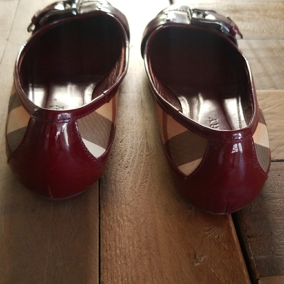 Burberry flats - Picture 4 of 5